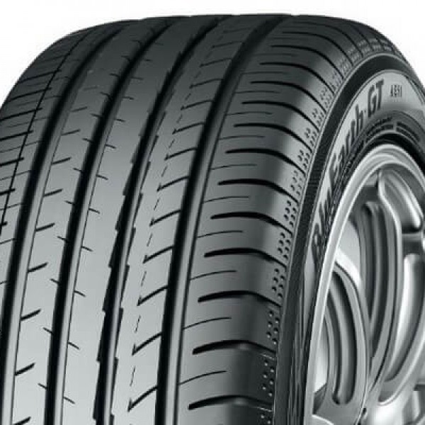 215/55R17 YOKOHAMA BluEarth-GT AE51B 94V         CC67